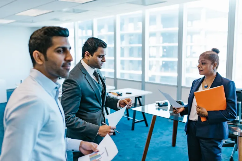 Words That Win or Lose: Fixing the Proposal Language Mistakes US B2B Exporters Keep Making Abroad